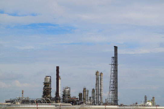 Largest kerosene refinery in Europe located outdoors in Rotterdam