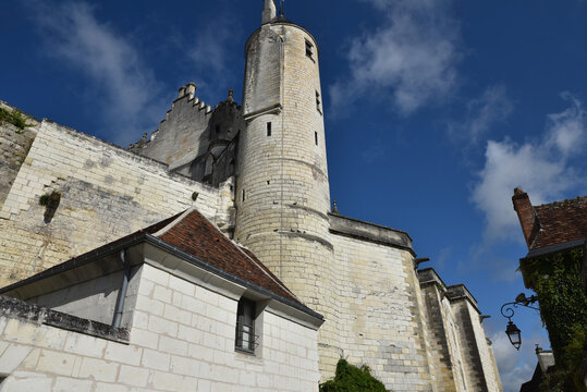 Remparts de la cit&eacute; m&eacute;di&eacute;vale de Loches. France