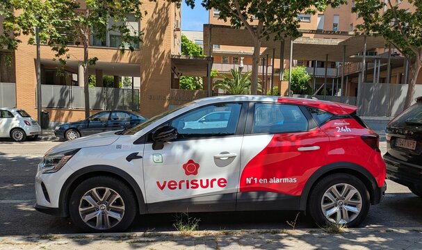 Autom&oacute;vil de la empresa de seguridad Verisure aparcado en una calle de Madrid, Espa&ntilde;a, 30 de mayo de 2026