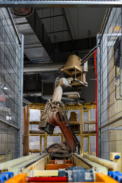 Large-scale factory robotic arm assembly line