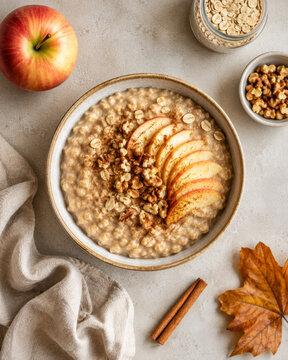 APPLE CINNAMON PORRIDGE