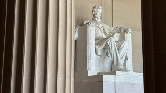 Lincoln Memorial Column and Statue of Abraham Lincoln
