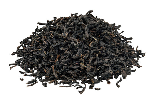 Loose black twisted tea leaves on transparent background for culinary use transparent background