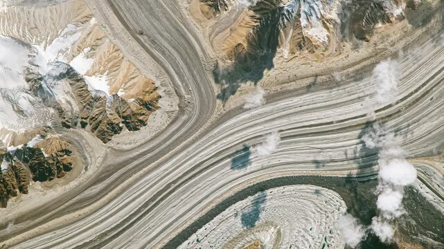 Top view on large glacier. Camera is moving backward and right. Animation based on image by NASA