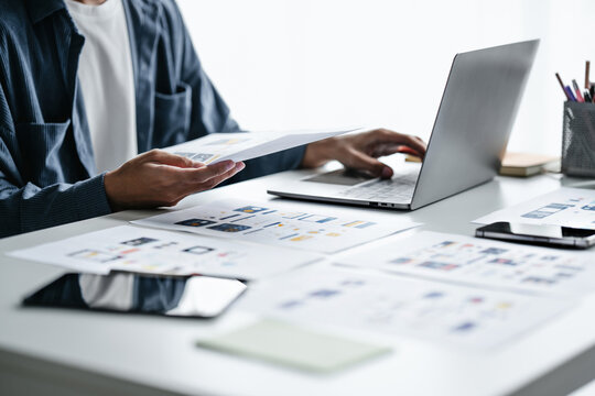 UX UI applications designer working for smart phone interface