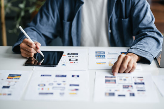 UX UI applications designer working for smart phone interface