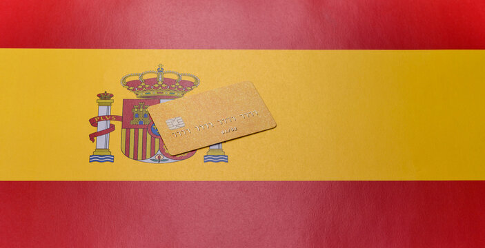 A credit card for contactless cashless payments via a terminal or online. A credit card
