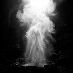 Fototapeta premium Abstract cloudy sky with light rays