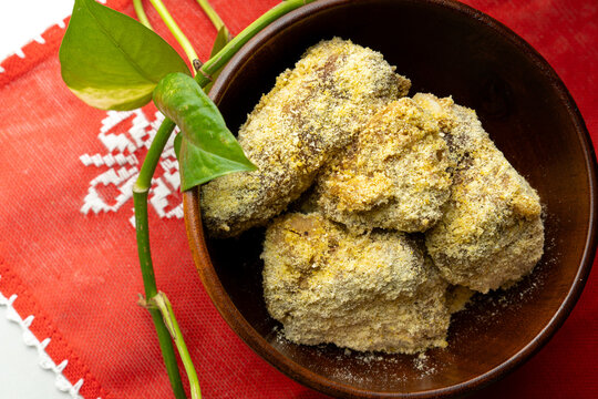 Top Down View of Chicharo Huiti Pork on Ao Poi Cloth