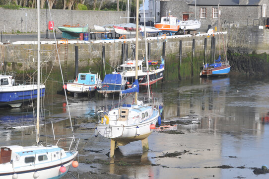 Ebbe im Hafen von Castle Town