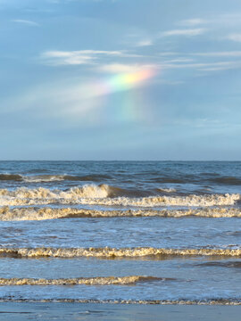 Unusual marine rainbow