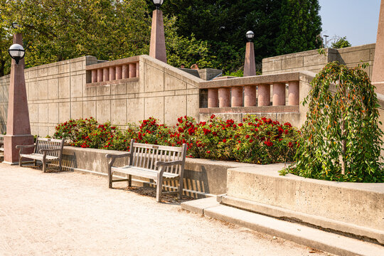 Walkway At Bellevue Park 2
