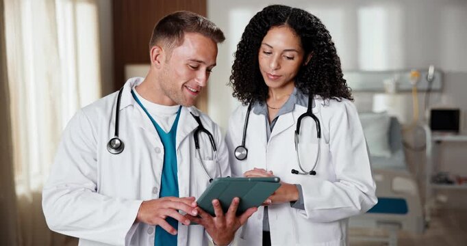 Tablet, doctors or team in hospital for medical schedule, clinical guidelines or smile with help. Healthcare, happy people or workers with tech for discussion, planning or review records for advice