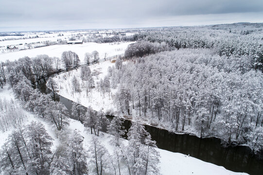 Lyna River meanders