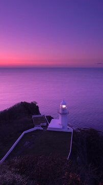 地球岬の朝とチキウ岬灯台　