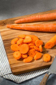 Organic Raw Cut Orange Carrots