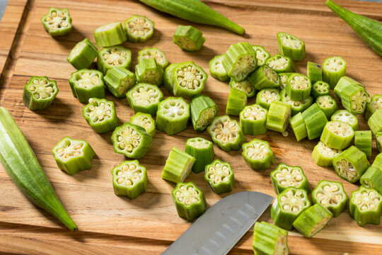 Organic Green Raw Sliced Okra Vegetable