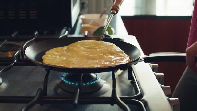 baked beans in a pan