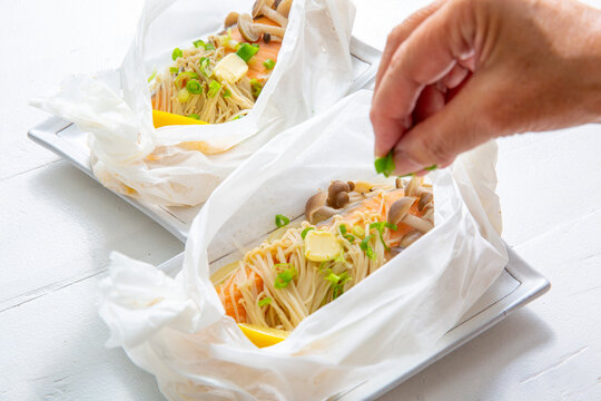 サーモンの包焼
鮭のホイル焼き