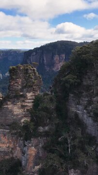 The Three Sisters Rock Formations in Blue Mountains Australia