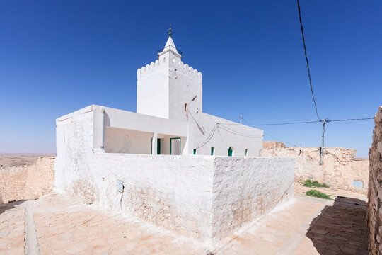 Whitewashed mosque and minaret, Matmata