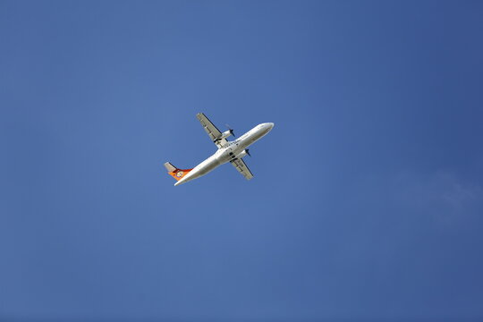 A TransAsia Airways ATR 72 Flies Overhead.