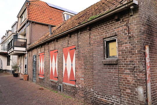 Blick in das Zentrum der Stadt Urk am Ijsselmeer in den Niederlanden	