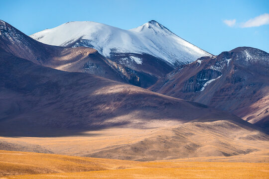 Snow-capped mountains in Eduardo Avaroa Reserve, Bolivia