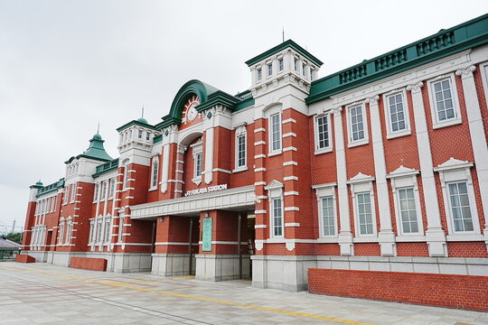 Fukaya Station with Red Brick Architecture Resembling Tokyo Station in Saitama Japan - 日本 埼玉県 深谷駅 赤レンガ風駅舎外観 
