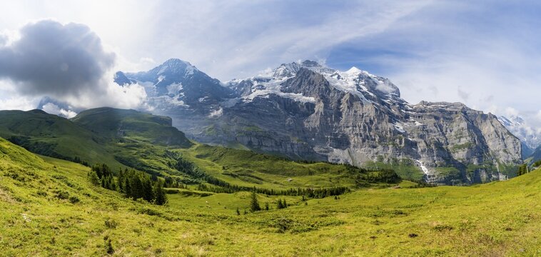 Mountain panorama with peaks Eiger, M&ouml;nch and Jungfrau, Kleine Scheidegg, Jungfrau region, Bernese Oberland, Switzerland