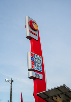 Estaci&oacute;n de servicio Terpel con precios de gasolina, gasolina extra y di&eacute;sel en Colombia, el 28 de junio de 2026, en la virginia, Risaralda 