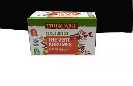 Boite de sachets de th&eacute; vert bio du Ceylan aux agrumes commerce &eacute;quitable