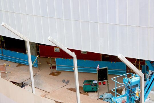 Construction scaffolding netting and webbing building in Asian country equipment