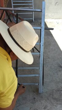 Marking Lines on Metal Iron Frame for Cutting Guidance