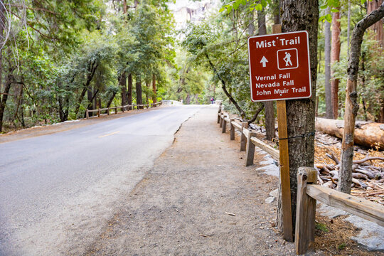 Mist Trail sign marks trailhead in Yosemite Valley