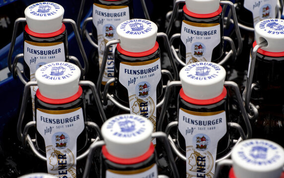 Flensburger Pilsener Bierflaschen mit B&uuml;gelverschluss