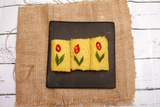 a plate of omelet on table