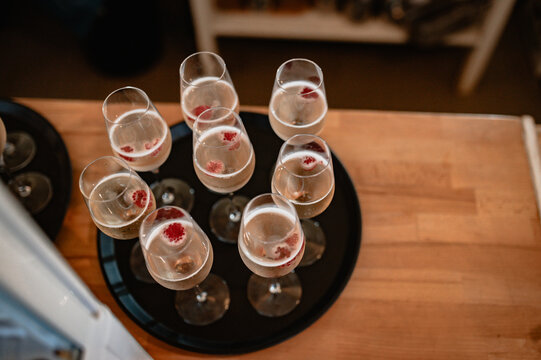 Drinks, tray, ros, refreshing drinks served at a wedding celebration.