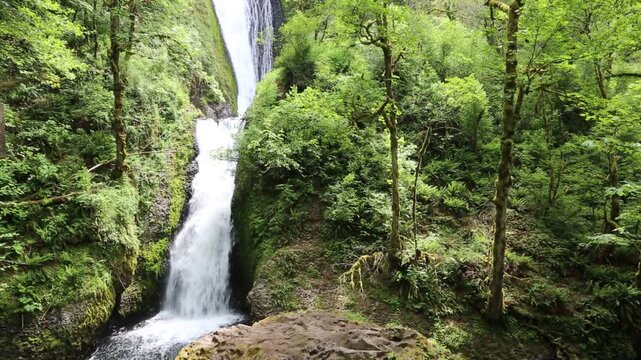 Lower Bridal Veil Falls - Columbia River Gorge, Oregon