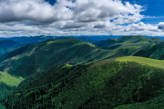 Aerial photography of the 318 Sichuan Tibet Highway in Jiazila Mountain, Litang, Yajiang, Ganzi, Sichuan