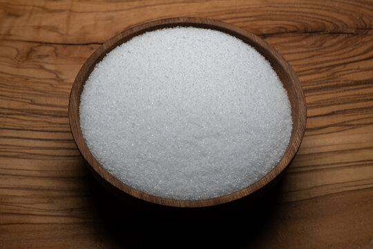 Fine salt (sodium chloride): the undisputed king of the kitchen.