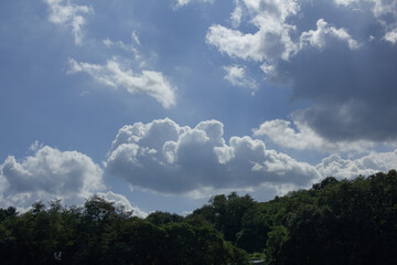 Obraz premium Lush green mountains and forests.
