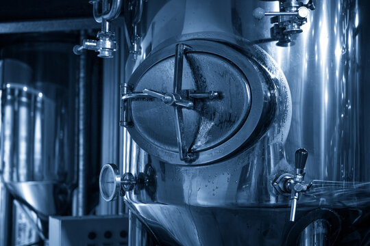 Industrial Brewing Equipment: Precision and Innovation in Craft Beer Production
