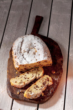 Christmas pastry, Dresden Christmas stollen