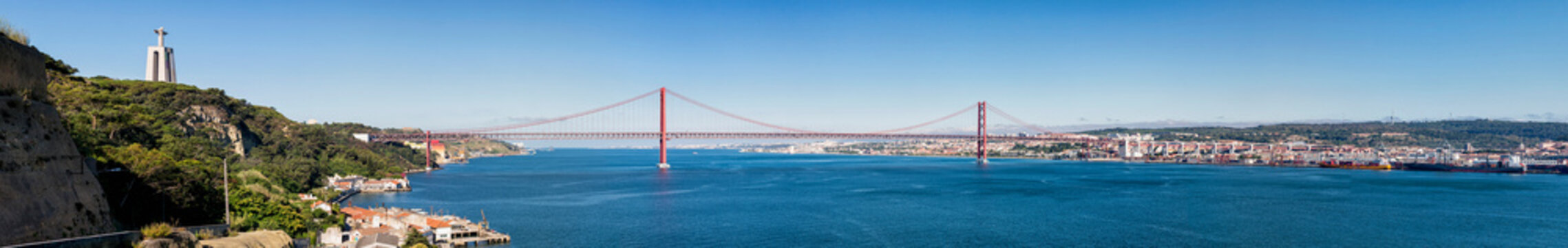 Portugal, Lisbon, View of 25 de Abril Bridge at River Tagus