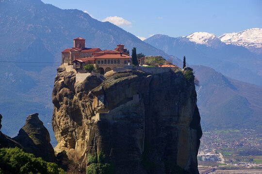 ギリシャのメテオラ &Mu;&epsilon;&tau;έ&omega;&rho;&alpha;にある天空の修道院、Monasteries of Meteora