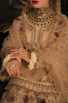 Asian Pakistani brides accessories