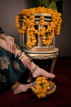 Asian Pakistani brides accessories