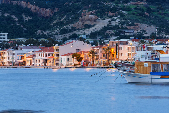 Turkey, View of K�c�kdeniz bay in Foca