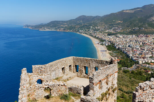 Turkey, Alanya, View of Alanya Castle at Cleopatra Beach